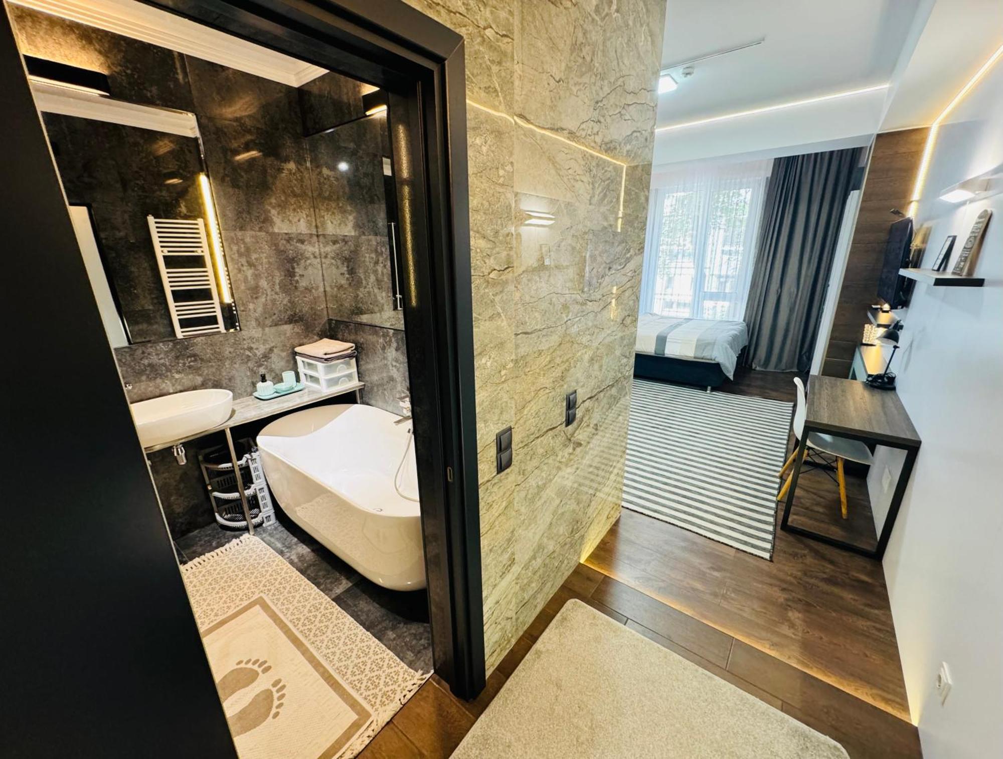 Rentnow Modern Lux Apartment In Centre Chişinǎu Buitenkant foto